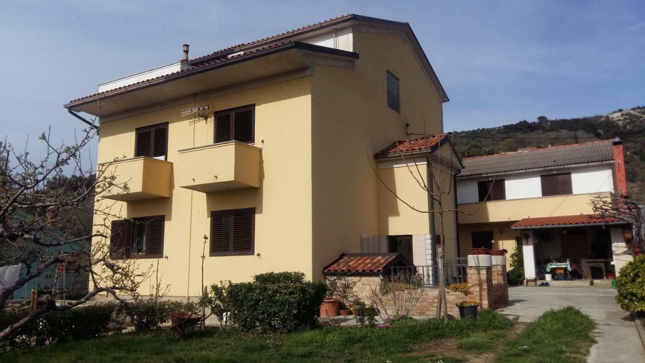 Begovi Dvori Apartamento Rab Town Exterior foto